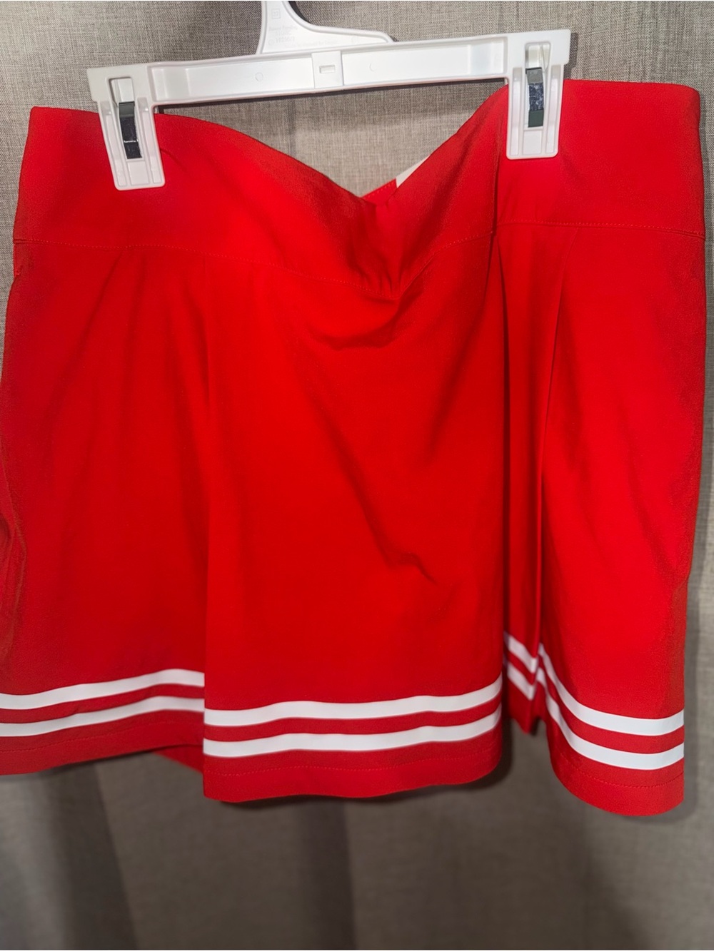 Calia by Carrie Underwood Red TrueLight Golf Skort 15in side zip size 14 NWT